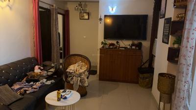 Living Room Image of 840 Sq.ft 2 BHK Apartment / Flat for rent in Mahagun Mahagunpuram, Mahagunpuram Ghaziabad for Rs. 28000