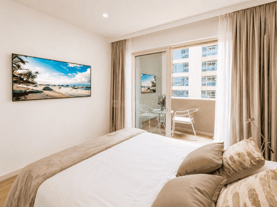 Image of 355 Sq.ft 1 RK Apartment / Flat for sale in Manchester Tower, Dubai Marina, Dubai for Rs. 22647022