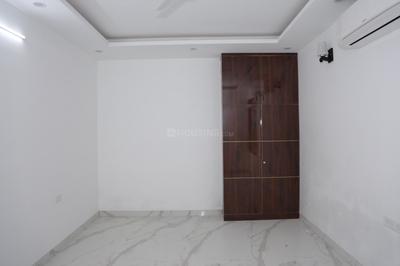 Bedroom Image of 2000 Sq.ft 4 BHK Apartment / Flat for rent in Vasant Kunj New Delhi for Rs. 145000