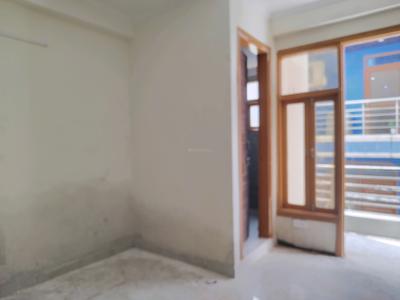 Bedroom Image of 650 Sq.ft 2 BHK Builder Floor for sale in Sangam Vihar New Delhi for Rs. 3700000