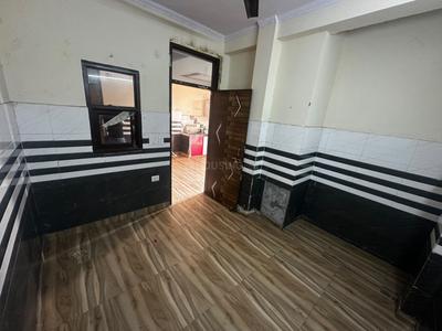 Bedroom Image of 600 Sq.ft 2 BHK Builder Floor for rent in Mayur Vihar Phase 1 New Delhi for Rs. 19000