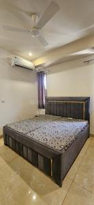 Bedroom Image of 1200 Sq.ft 1 BHK Builder Floor for rent in Sector 17 Gurgaon for Rs. 34000