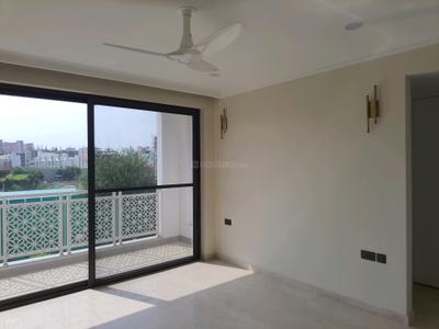 Bedroom Image of 2700 Sq.ft 4.5 BHK Builder Floor for sale in Central Park Flower Valley, Sector 32 Sohna for Rs. 37500000
