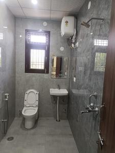 Bathroom Image of 1800 Sq.ft 3 BHK Builder Floor for rent in Karni Vihar Jaipur for Rs. 26500