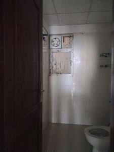 Common Bathroom Image of 1035 Sq.ft 2 BHK Apartment / Flat for sale in Amrapali Silicon City, Sector 76 Noida for Rs. 10000000