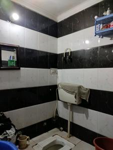 Common Bathroom Image of 625 Sq.ft 2 BHK Apartment / Flat for sale in Tara Nagar New Delhi for Rs. 2800000