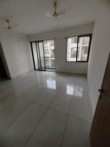 Hall Image of 1305 Sq.ft 2 BHK Apartment / Flat for rent in Jagatpur Ahmedabad for Rs. 21000