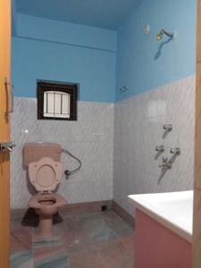 Common Bathroom Image of 1124 Sq.ft 2 BHK Apartment / Flat for rent in Phool Bagan Kolkata for Rs. 26000