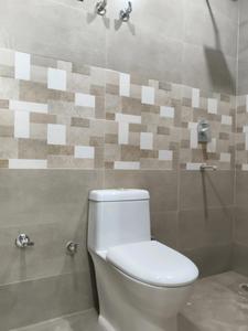 Common Bathroom Image of 1030 Sq.ft 2 BHK Apartment / Flat for sale in Aarambh Heights, Surajpur Greater Noida for Rs. 4850000