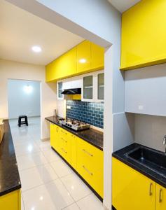 Kitchen Image of 1275 Sq.ft 3 BHK Apartment / Flat for rent in UKN The Belvedere Airport District, Navarathna Agrahara Bengaluru for Rs. 40000