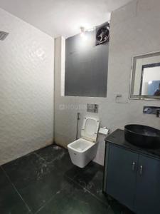 Bathroom Image of 860 Sq.ft 1 BHK Independent House for rent in Sector 40 Gurgaon for Rs. 29000