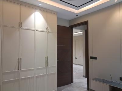 Bedroom Image of 1800 Sq.ft 3 BHK Builder Floor for sale in Paschim Vihar New Delhi for Rs. 36500000