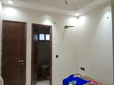 Bedroom Image of 900 Sq.ft 3 BHK Builder Floor for sale in Paschim Vihar New Delhi for Rs. 19000000