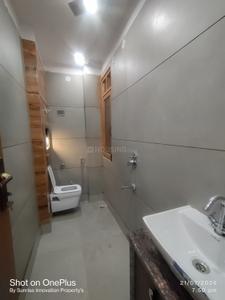 Image of 800 Sq.ft 2 BHK Builder Floor for rent in Nawada, New Delhi for Rs. 16000