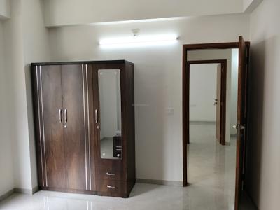 Bedroom Image of 2500 Sq.ft 3 BHK Apartment / Flat for rent in The Evans, Tragad Ahmedabad for Rs. 31000