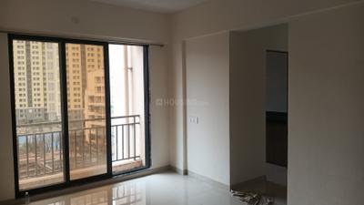 Living Room Image of 857 Sq.ft 2 BHK Apartment / Flat for rent in Naman Platina, Taloja Navi Mumbai for Rs. 16000