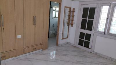 Bedroom Image of 1600 Sq.ft 3 BHK Apartment / Flat for rent in Cosmic Nav Sanjivan CGHS, Sector 12 Dwarka New Delhi for Rs. 42000