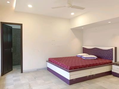 Bedroom Image of 2000 Sq.ft 3 BHK Apartment / Flat for sale in Ballygunge Kolkata for Rs. 21000000