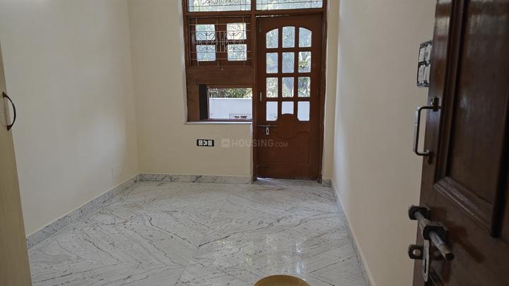 Poorvi Shalimar Bagh, Shalimar Bagh Bedroom One 1