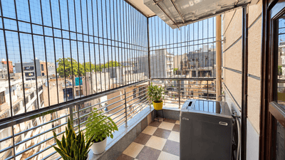 Balcony Image of 1750 Sq.ft 4 BHK Apartment / Flat for sale in Sector 30 Gurgaon for Rs. 18100000