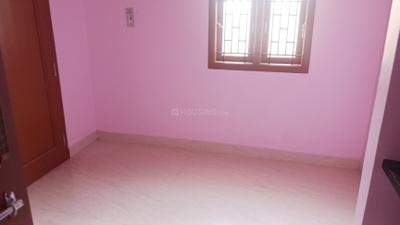 Bedroom Image of 650 Sq.ft 2 BHK Duplex for rent in Otthakadai Madurai for Rs. 10000