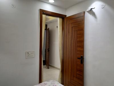 Bedroom Image of 600 Sq.ft 2 BHK Apartment / Flat for sale in Hans Builders Floor, Dwarka Mor New Delhi for Rs. 3750002