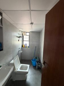 Bathroom Image of 1150 Sq.ft 2 BHK Apartment / Flat for rent in Halasuru Bengaluru for Rs. 50000