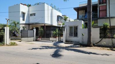 Image of 3200 Sq.ft 3 BHK Villa for rent in Voora Villa 96, Injambakkam, Chennai for Rs. 75000