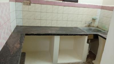 Kitchen Image of 800 Sq.ft 2.5 BHK Independent House for rent in Alandur Chennai for Rs. 25000