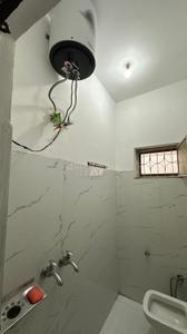 Bathroom Image of 1500 Sq.ft 1 RK Independent House for rent in Clement Town Dehradun for Rs. 15000