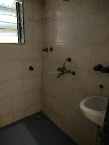 Common Bathroom Image of 655 Sq.ft 1 BHK Apartment / Flat for sale in Taramani, Airoli Navi Mumbai for Rs. 8700000
