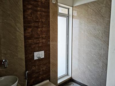 Bathroom Image of 1380 Sq.ft 3 BHK Apartment / Flat for sale in Tridhaatu Aaroha, Matunga East Mumbai for Rs. 51700000