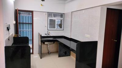 Kitchen Image of 650 Sq.ft 1 BHK Apartment / Flat for rent in Kothrud Pune for Rs. 24000