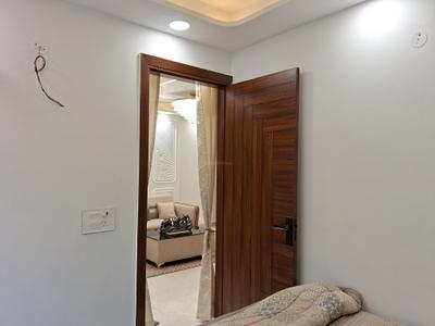 Bedroom Image of 700 Sq.ft 3 BHK Builder Floor for rent in Dwarka Mor New Delhi for Rs. 32000