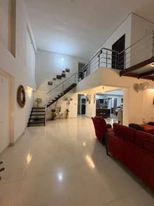 Hall Image of 2000 Sq.ft 4 BHK Apartment / Flat for rent in Shekhar Maple Woods, Nipania Indore for Rs. 50000
