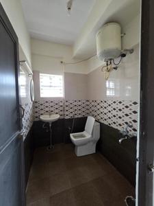 Bathroom Image of 650 Sq.ft 1 BHK Builder Floor for rent in HSR Layout Bengaluru for Rs. 22000