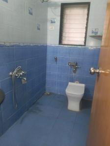 Common Bathroom Image of 1165 Sq.ft 3 BHK Apartment / Flat for sale in Lokhandwala Whispering Palms Xxclusives, Kandivali East Mumbai for Rs. 29000000