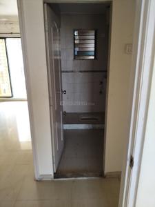 Bathroom Image of 1050 Sq.ft 2 BHK Apartment / Flat for sale in Arihant Abhilasha, Kharghar Navi Mumbai for Rs. 12500000