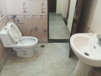 Bathroom Image of 1300 Sq.ft 2 BHK Builder Floor for rent in Sector 89 Mohali for Rs. 27000