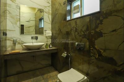 Bathroom Image of 1100 Sq.ft 2 BHK Apartment / Flat for rent in Sahjanand Luxuria, Umraj Bharuch for Rs. 14000
