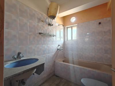 Bathroom Image of 2354 Sq.ft 4 BHK Apartment / Flat for sale in Ballygunge Kolkata for Rs. 27500000