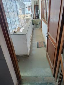 Balcony Image of 1350 Sq.ft 2 BHK Builder Floor for rent in Sector 40 Noida for Rs. 30000