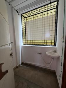 Image of 2000 Sq.ft 3 BHK Builder Floor for rent in Basaveshwara Nagar, Bengaluru for Rs. 45000