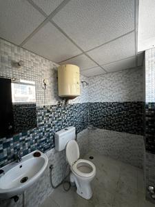 Bathroom Image of 650 Sq.ft 2 BHK Apartment / Flat for sale in Signature Global Andour Heights, Sector 71 Gurgaon for Rs. 9000000