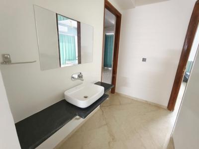 Bathroom Image of 1750 Sq.ft 3 BHK Apartment / Flat for rent in Radhe Infinity, Kudasan Gandhinagar for Rs. 32000