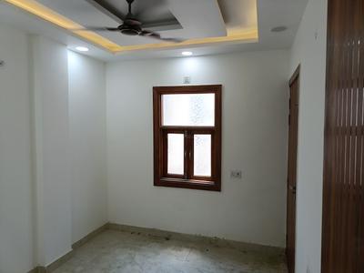 Bedroom Image of 600 Sq.ft 2 BHK Builder Floor for sale in Laxmi Nagar New Delhi for Rs. 5800000
