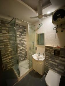 Image of 2350 Sq.ft 3.5 BHK Apartment / Flat for sale in Karanvir Towers, Sector 52, Gurgaon for Rs. 26500000