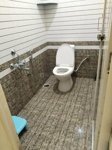 Bathroom Image of 900 Sq.ft 1 BHK Builder Floor for rent in Electronic City Bengaluru for Rs. 13000
