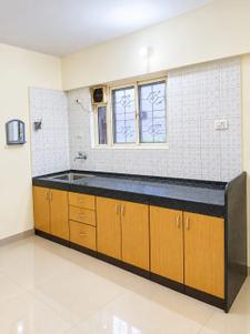 Kitchen Image of 600 Sq.ft 1 BHK Apartment / Flat for rent in Karve Nagar Pune for Rs. 21000
