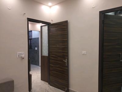 Bedroom Image of 850 Sq.ft 2 BHK Builder Floor for sale in Vikaspuri New Delhi for Rs. 12500000